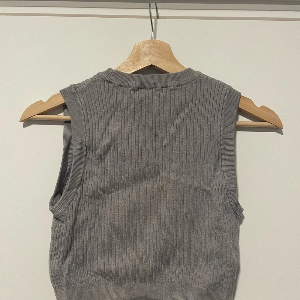 Ardene Gray Ribbed Knit Tank - Picture 2 of 2